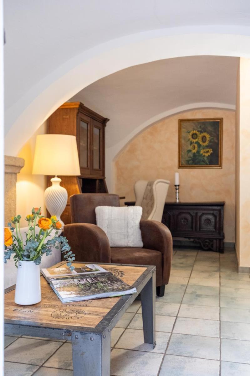 Apartmenthaus Brunnenhof Appartamento Papstdorf